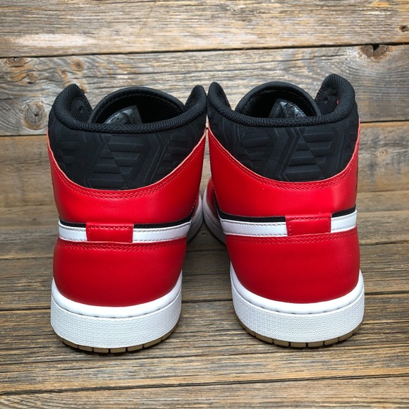 Size 11.5- Air Jordan 1 SE Mid Christmas Black Fire Red Malachite Used With Box - Picture 4 of 10